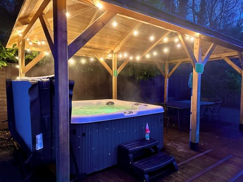Our 8 seater hot tub is the perfect addition to you stay! Xx