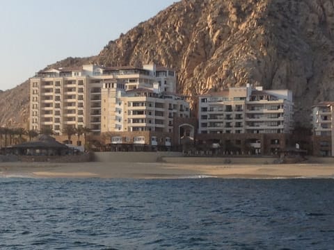 The exquisite Grand Solmar Luxury Resort at Land's End