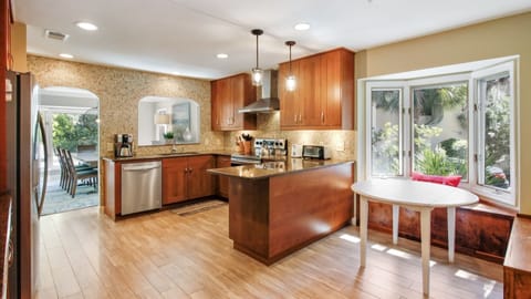 Lots of room in the Kitchen at 7 Strath