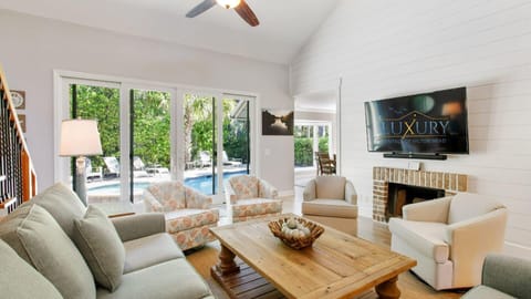 0     Great Living Space in 7 Strath Palmetto Dunes