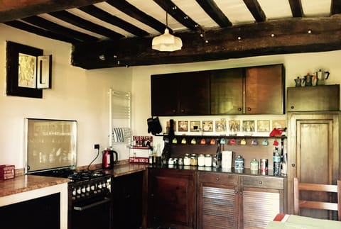 The generous kitchen that has everything. 