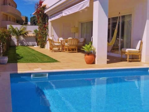Ground Floor apartment. Located in a tranquil area next a private resort