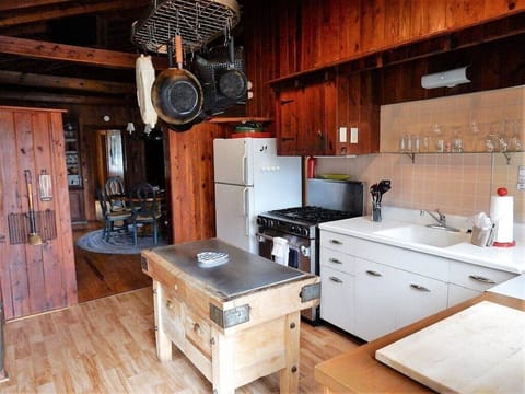 Fully functional shower