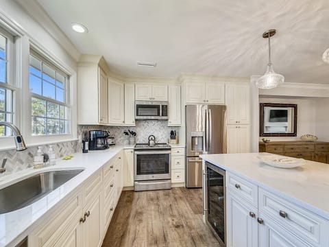 New Kitchen with Stainless Steel Appliances at 17 Lands End