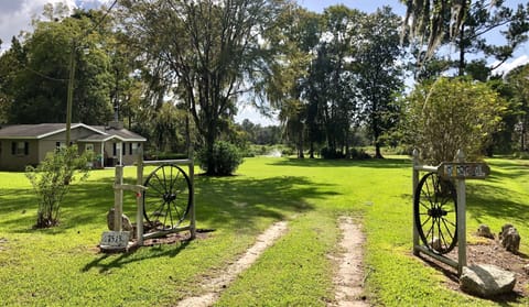 Entrance to the property