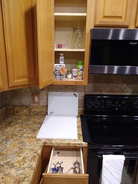 Shot Glasses, Pitcher, Basic Spices, & Spray Oil; Cutting Boards; Cork Screws