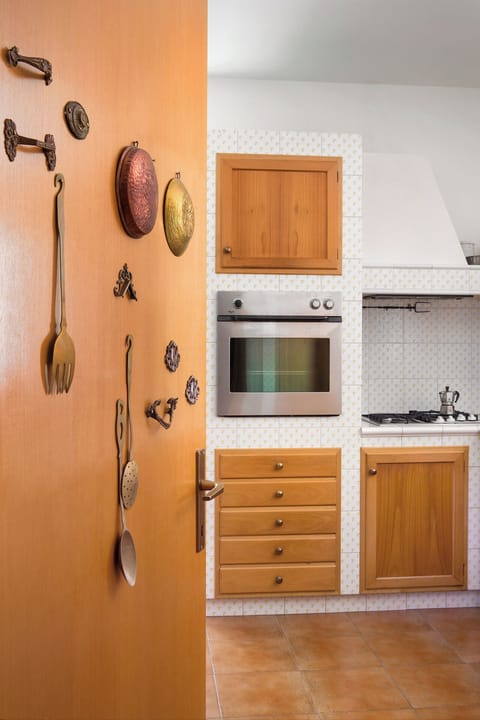 48833ce0-c283-450a-9f9e-b2b8bfda5abf