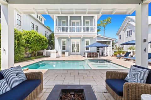 Welcome to your private resort experience at Heavenly Blue