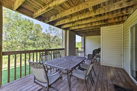 Branson Vacation Rental | 2BR | 2BA | 900 Sq Ft | Steps to Enter