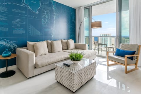 Relaxing living area with direct access to the balcony, where you will have one million dollar views!