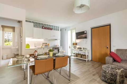 All the rooms have under-floor heating if you are fancing a spring break!