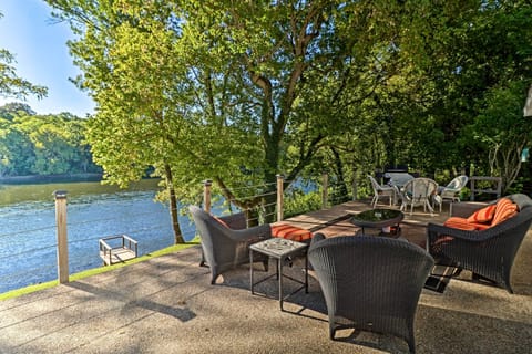 Mountain Home Vacation Rental | 3BR | 2BA | 1,700 Sq Ft | Step-Free Access