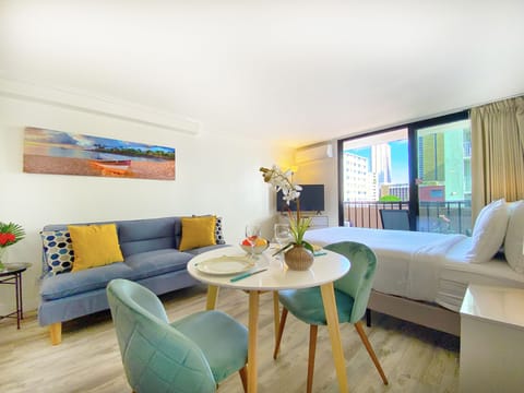 Beautiful remodeled studio with split AC