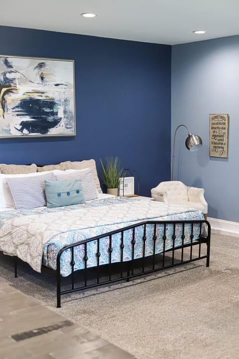 Large kingsize bed