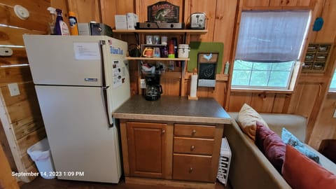 Kitchenette, no running water in cabin.