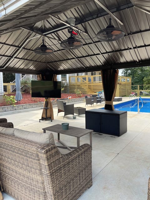 Shared gazebo & pool