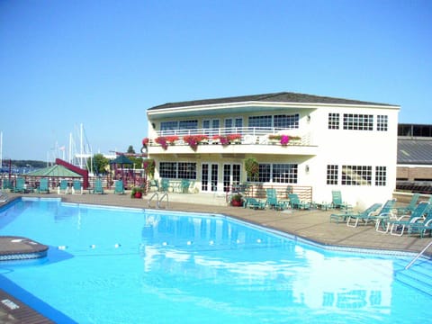 The pool & hot tubs are open Memorial Day weekend to the weekend after Labor Day