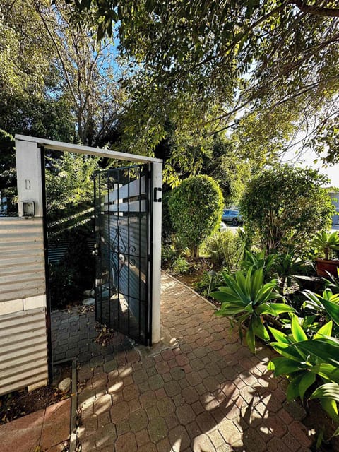 Suite C is an amazing suite for a couple.  It has 1 King Size bed with Beautiful Fireplace and large LCD TV.  There is a small Kitchenette that is great for everything you need. Private Courtyard and Entrance with Locking Gate