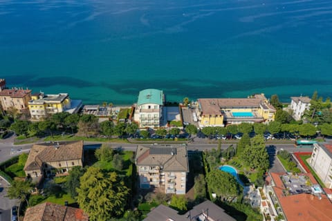 Apartment 200 meters from the lake