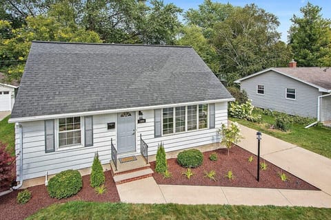 Front Exterior View #1