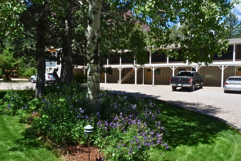 CrystalRiversOutsideProperty-4