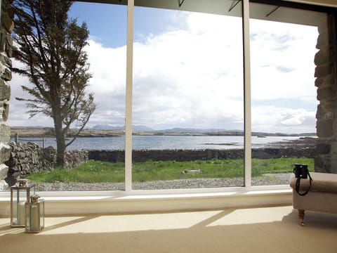  stunning views overlooking Loch Varkasaig | Greep, Roag, Isle of Skye