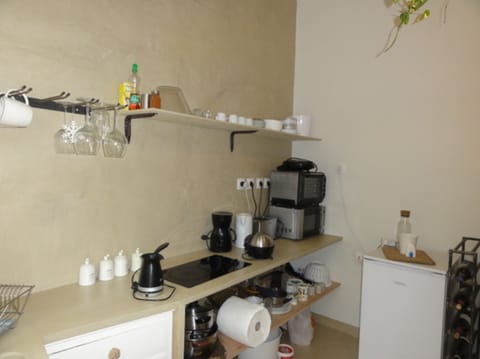 xcellent and FAST Double Burner+Separate Big OVEN,Micorwave and all Electrical 