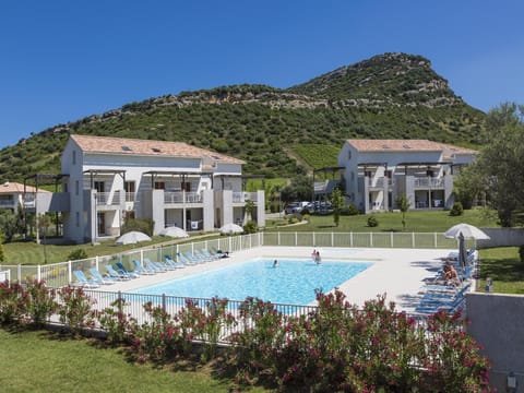 Holiday Home Swimming Pool