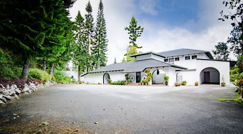 Cameron Highlands Bungalow(Pine Cottage)