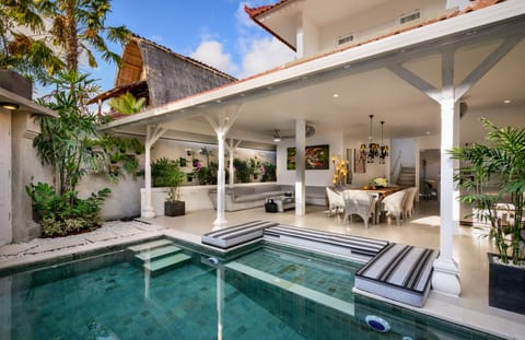 Villa Ozamiz in Central Seminyak - BVR