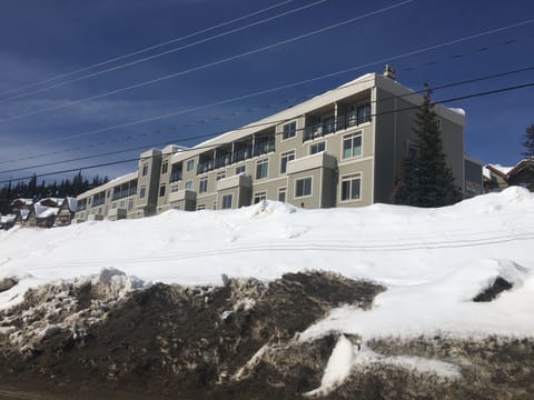 South side of The Monashee Inn.