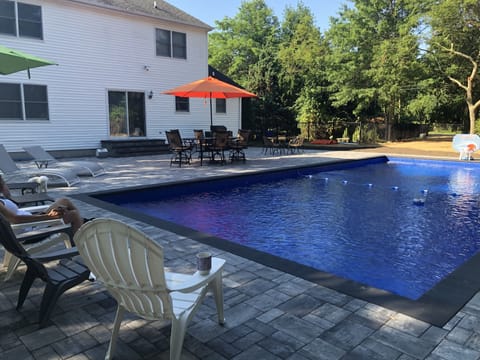 20' x 40' Heated Salt Water Pool. Ideal for Outdoor Entertaining.
