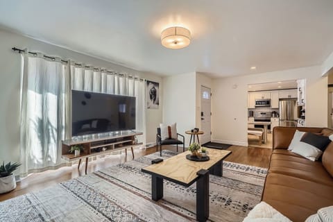 70" Smart TV for relaxing after a day of adventures!