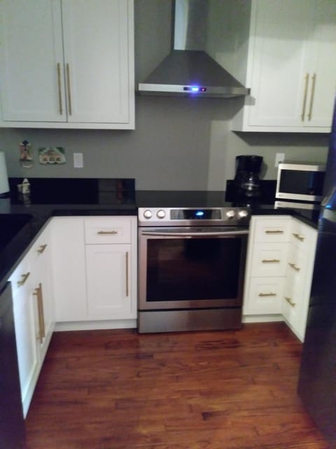 Full size appliances 