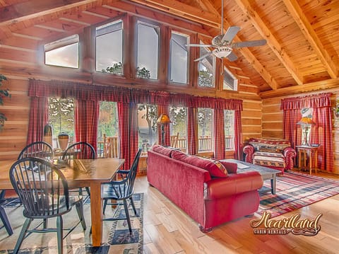 Gatlinburg Cabin Rentals Halfway To Heaven Living Room