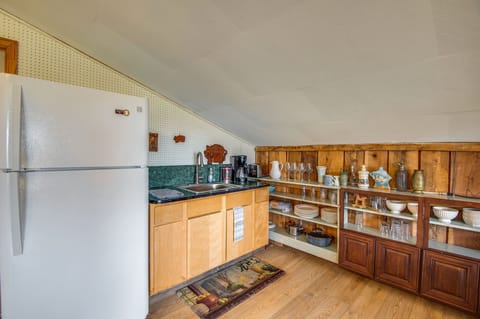 kitchenette with small oven and microwave
