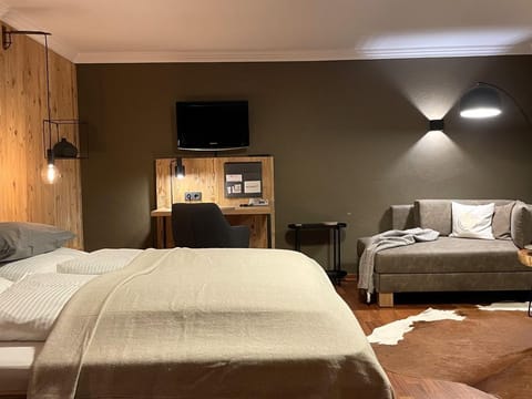 Suite Alm (he) luck - moser-HOCHKÖNIG Genuss Wirtshaus Hotel Bed and Breakfast in Maria Alm