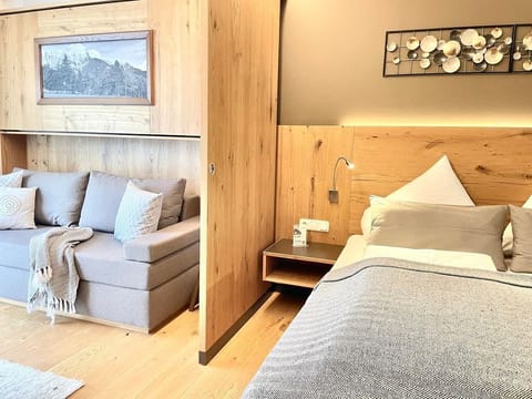 Juniorsuite Morgenstund - moser-Hochkönig Genuss Wirtshaus Hotel Bed and Breakfast in Maria Alm