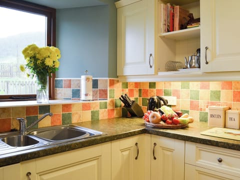 Colourful kitchen area | Chalgrove - Ffinnant, Soar, near Brecon