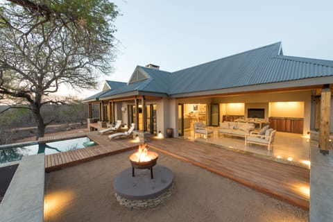 Plenty of outdoor living space.