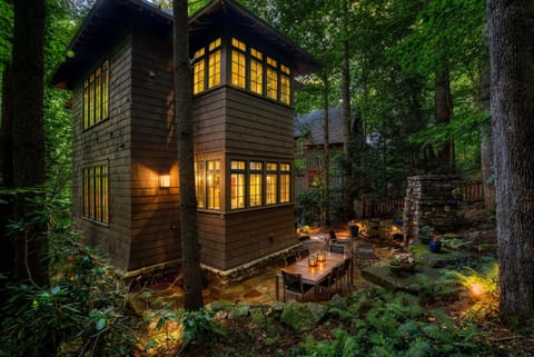 Welcome to Serendipity Treehaus!