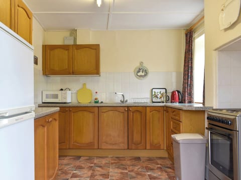 Kitchen area | Honeybags - Wooder Manor, Widecombe-in-the-Moor, near Bovey Tracey