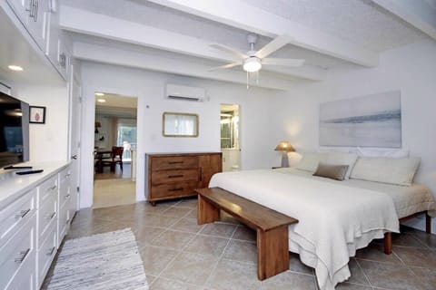 C54Bedrooma