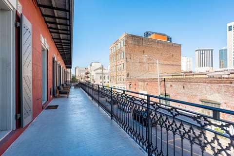 WOW! Corner balcony that wraps around the building. Over 650 sqft. of private outdoor space. Best balcony in the building! Perfect for morning and evening gatherings outside while never leaving home!