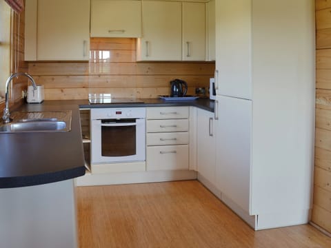 Kitchen | West Middlewick Farm - Otter - West Middlewick Farm , Nomansland, near Tiverton