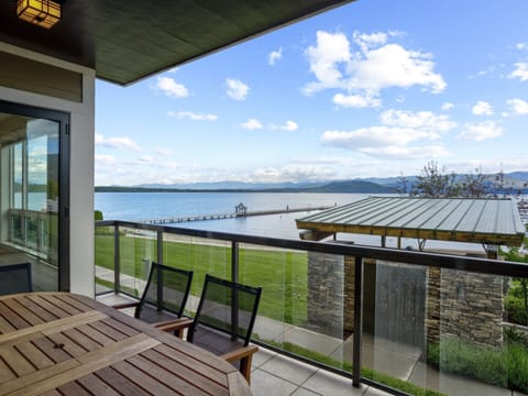 Condo 131 - Private Balcony Lake Views