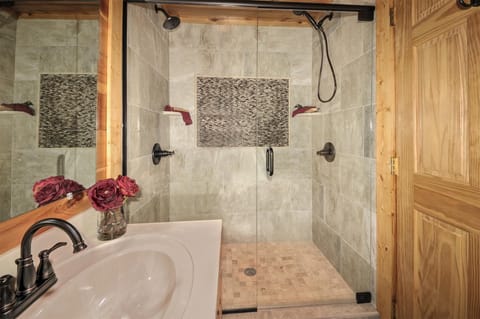 Main Floor Bathroom