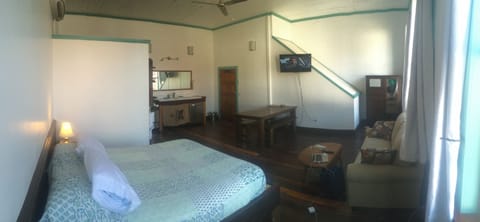 flat screen tv with cable, and high speed wireless internet.