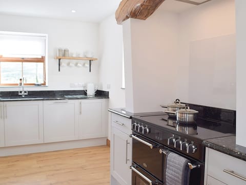 Kitchen | Y Beudy Bach, Pontyberem, near Kidwelly