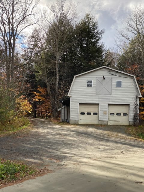 Entrance to the driveway from the road